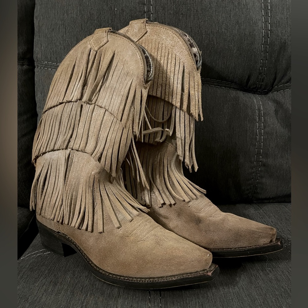 Dingo Tres Fringe Boots